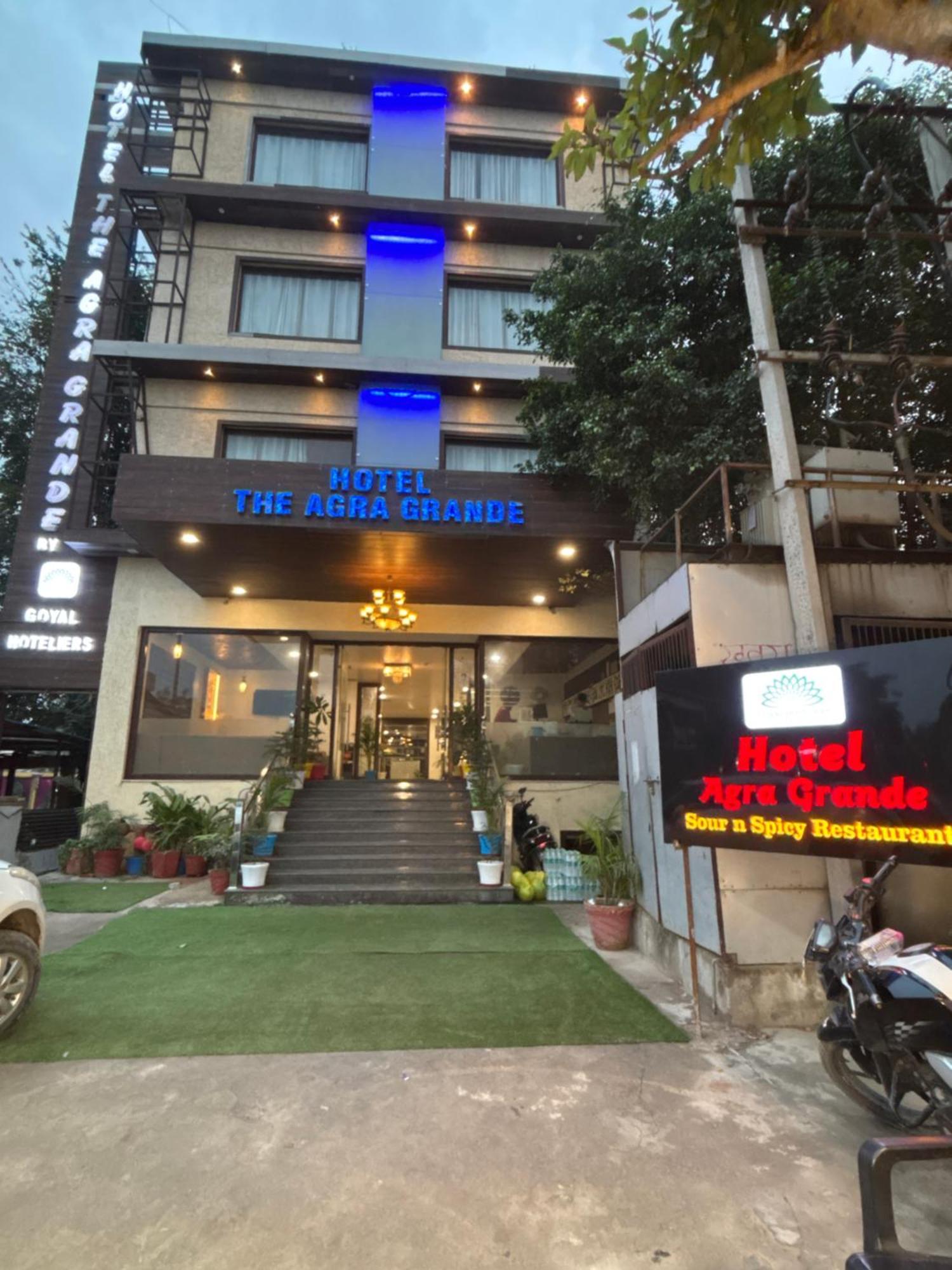Hotel Agra Grande By Goyal Hoteliers Luaran gambar