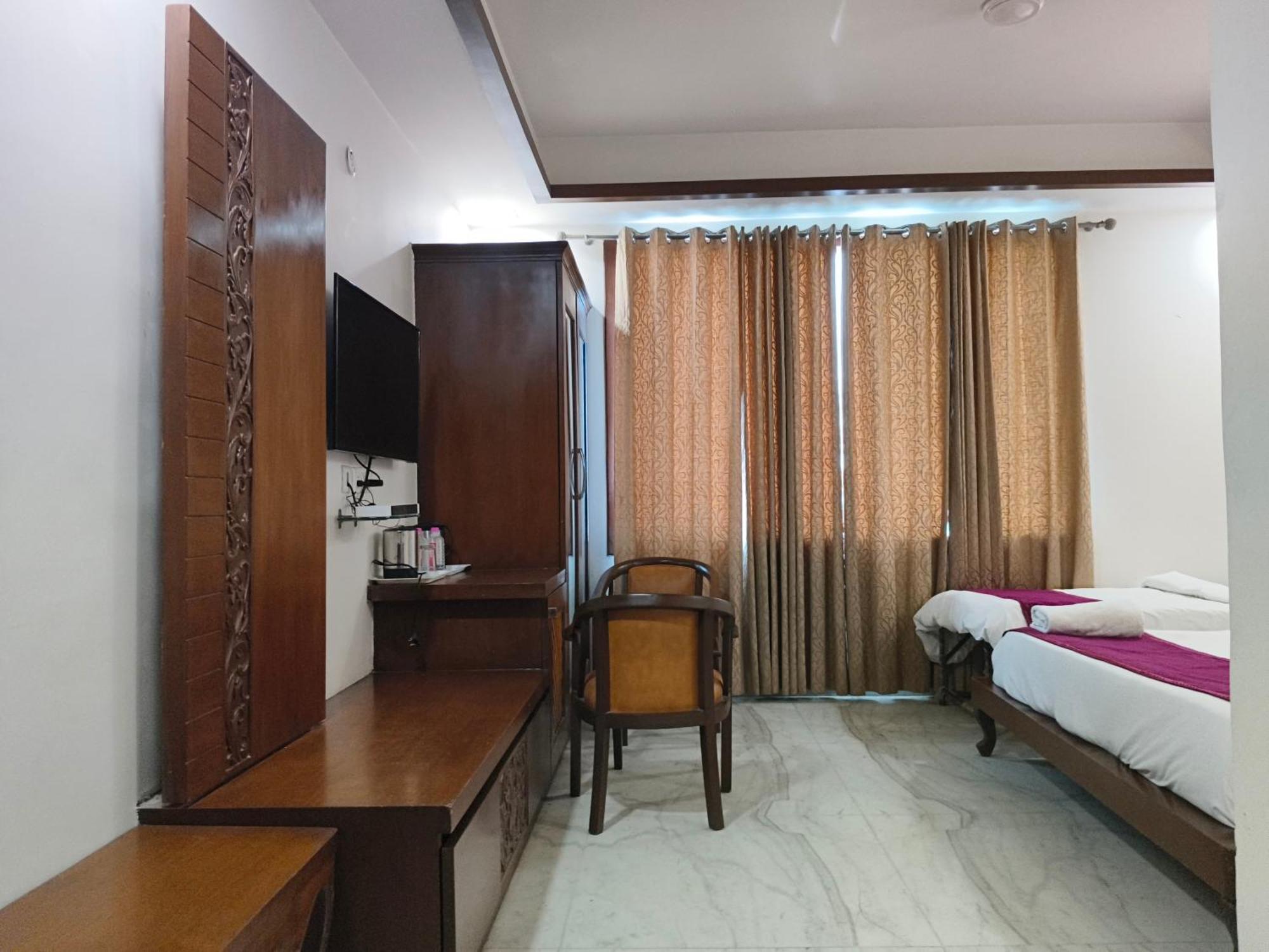 Hotel Agra Grande By Goyal Hoteliers Luaran gambar