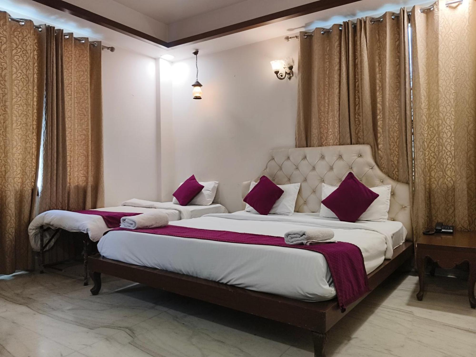 Hotel Agra Grande By Goyal Hoteliers Luaran gambar